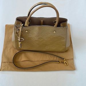 LOUIS VUITTON Montaigne Leather Vernis Crossbody handbag